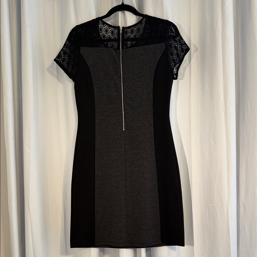 41 Hawthorn Lace Appliqué Cap Sleeve Dress Black Gray Womens Medium - Picture 4 of 11